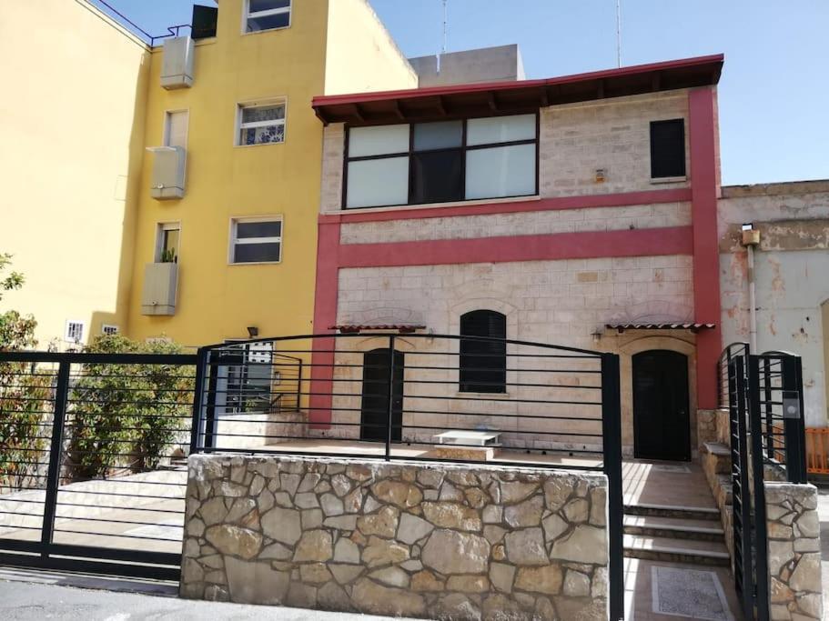Appartement La Dimora Dell'Artigiano à Bari Extérieur photo
